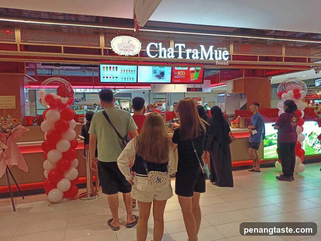 ChaTraMue Food Court Interior