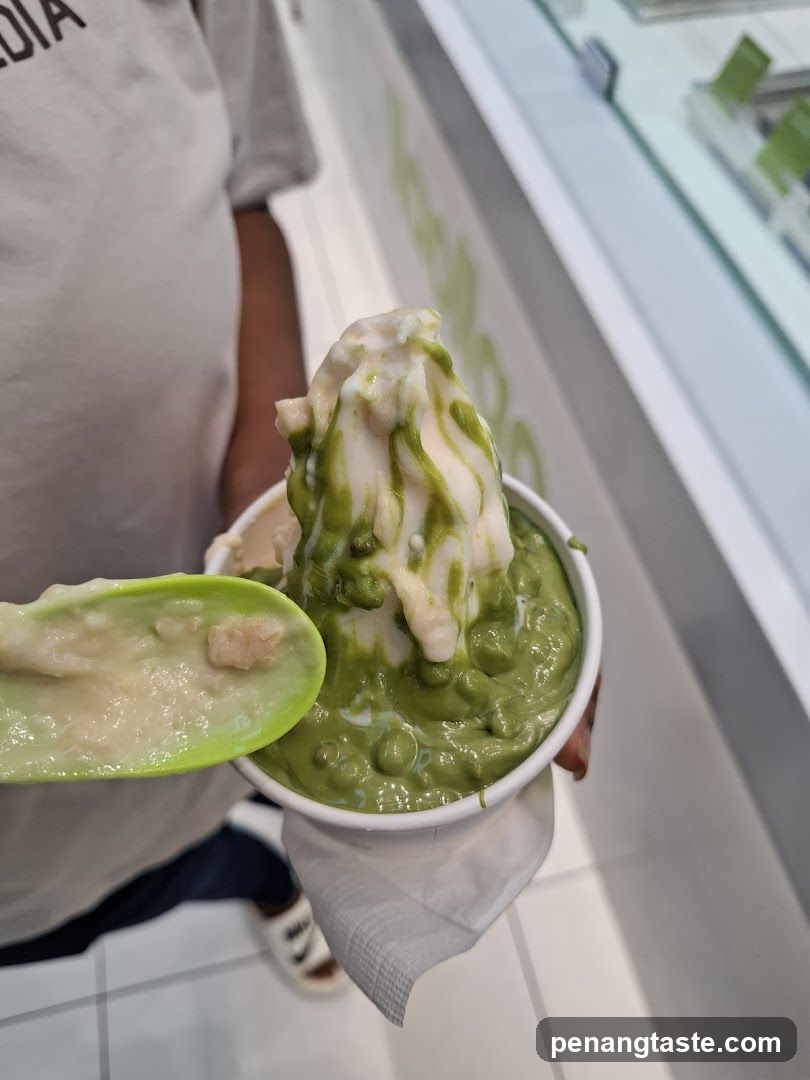 Matcha and Cream Dessert