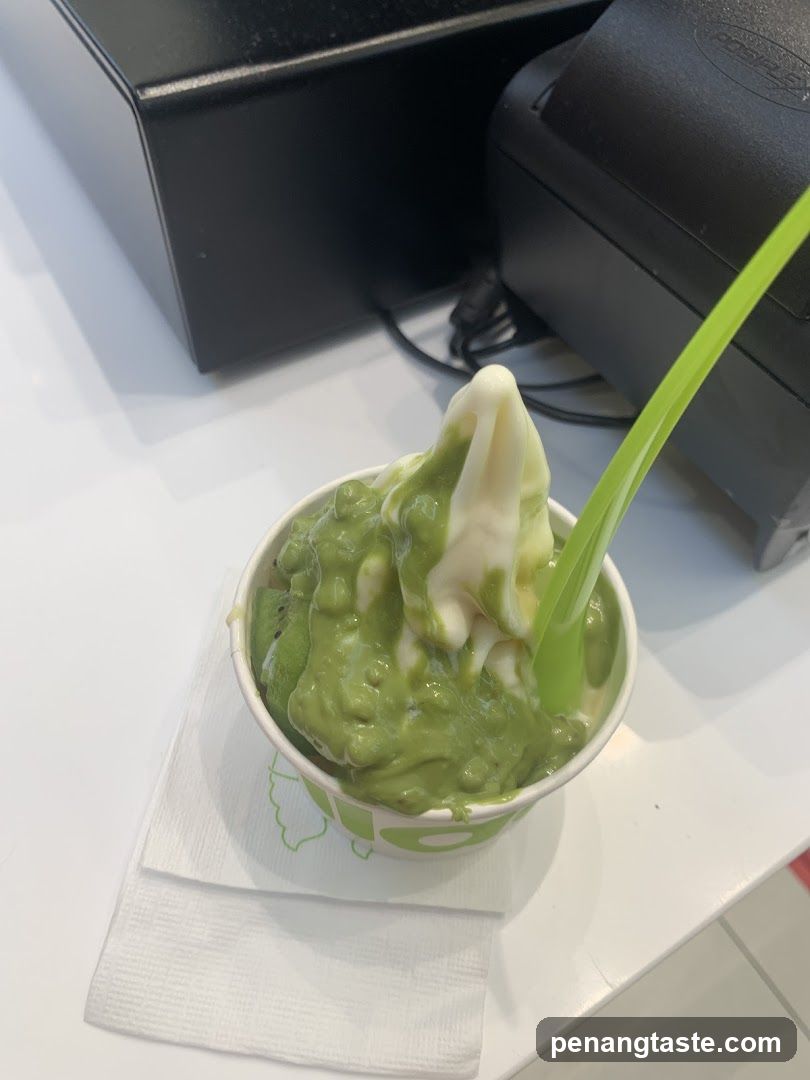 Matcha and Cream Dessert
