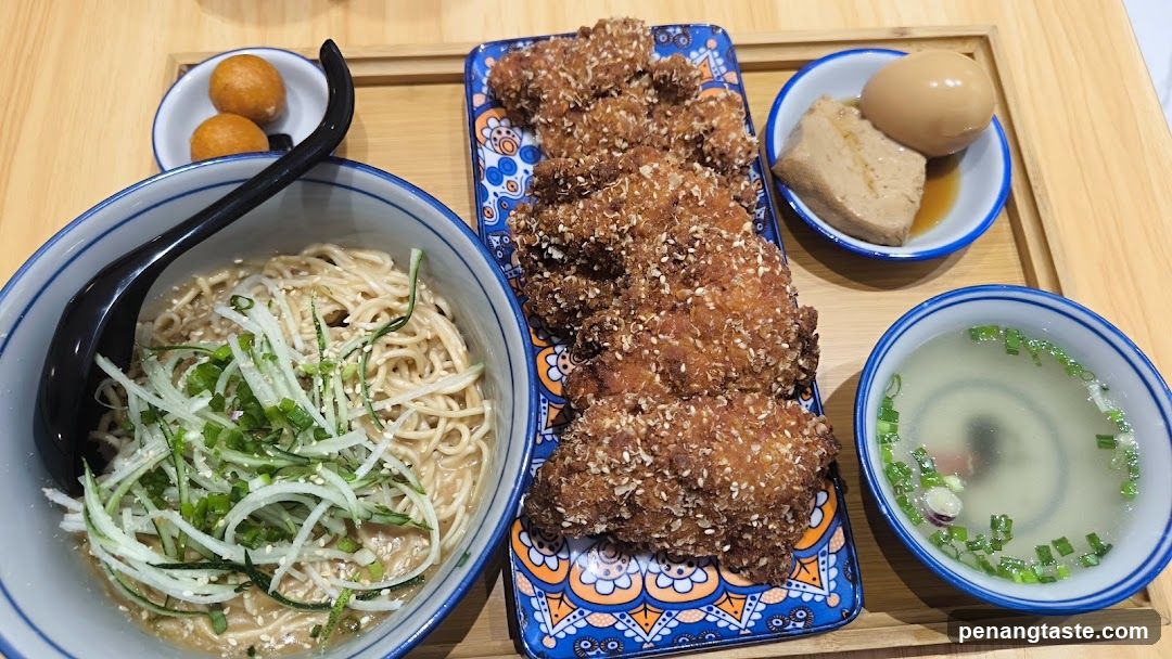 Manjoe Taiwanese Dumplings (满足台湾锅贴)