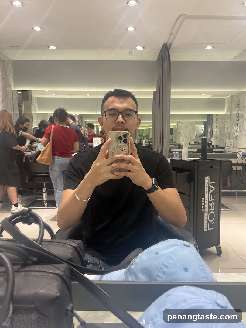Salon Interior Selfie