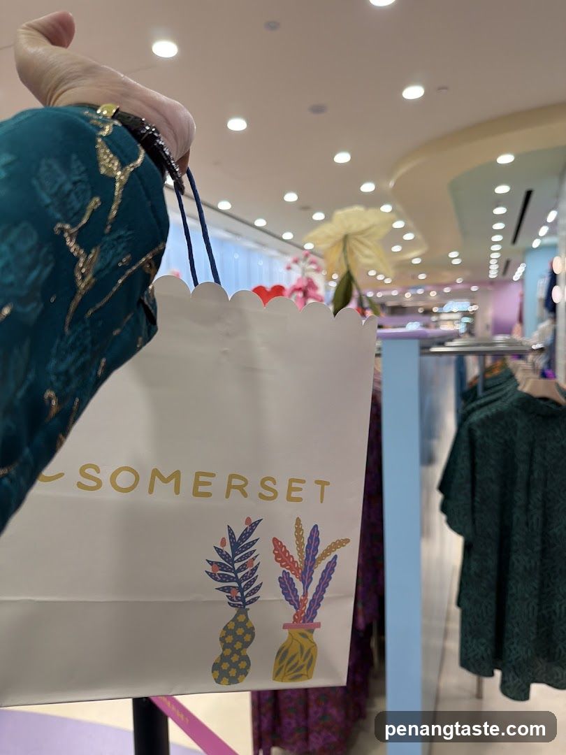 Somerset Shopping Bag in Store Interior