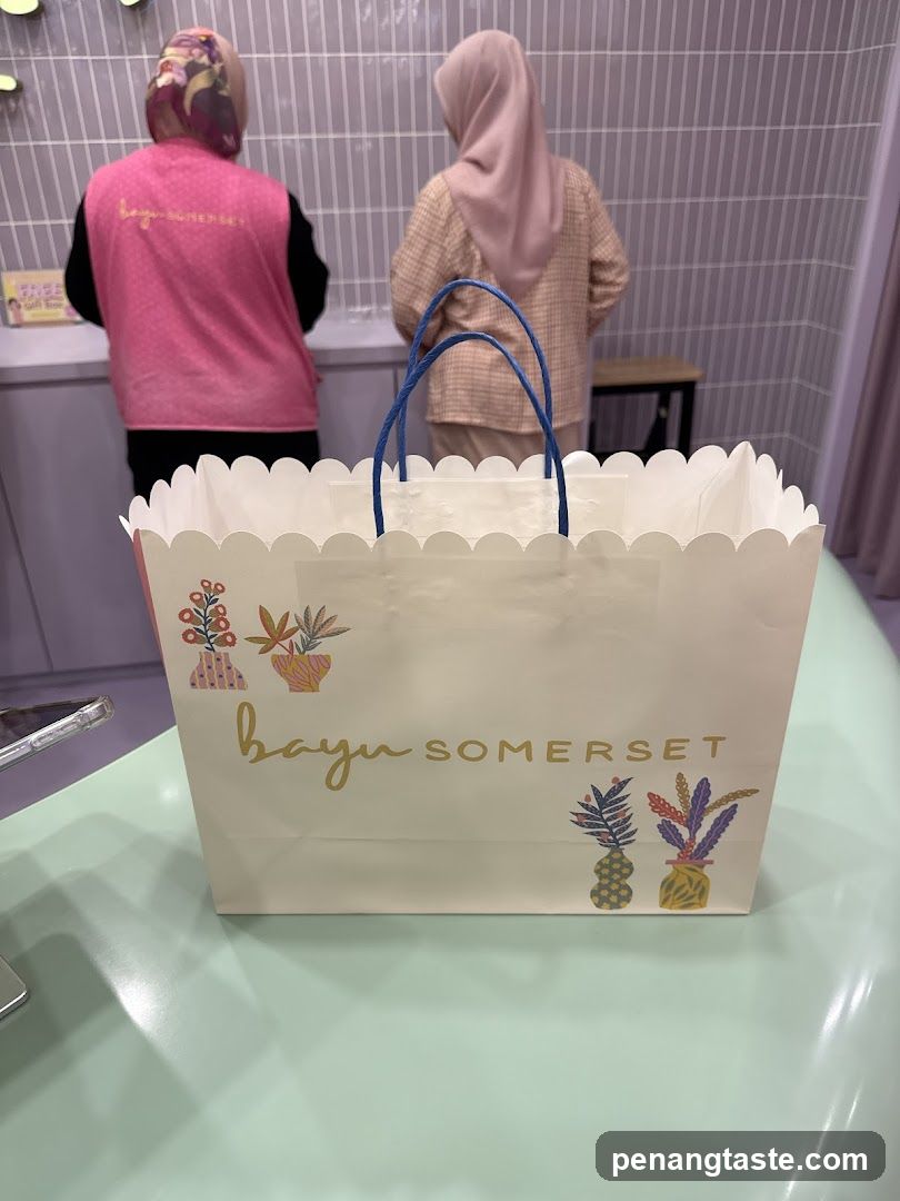 Bayu Somerset Gift Bag