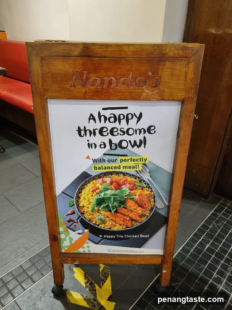 Nando's Happy Threesome in a Bowl Ad