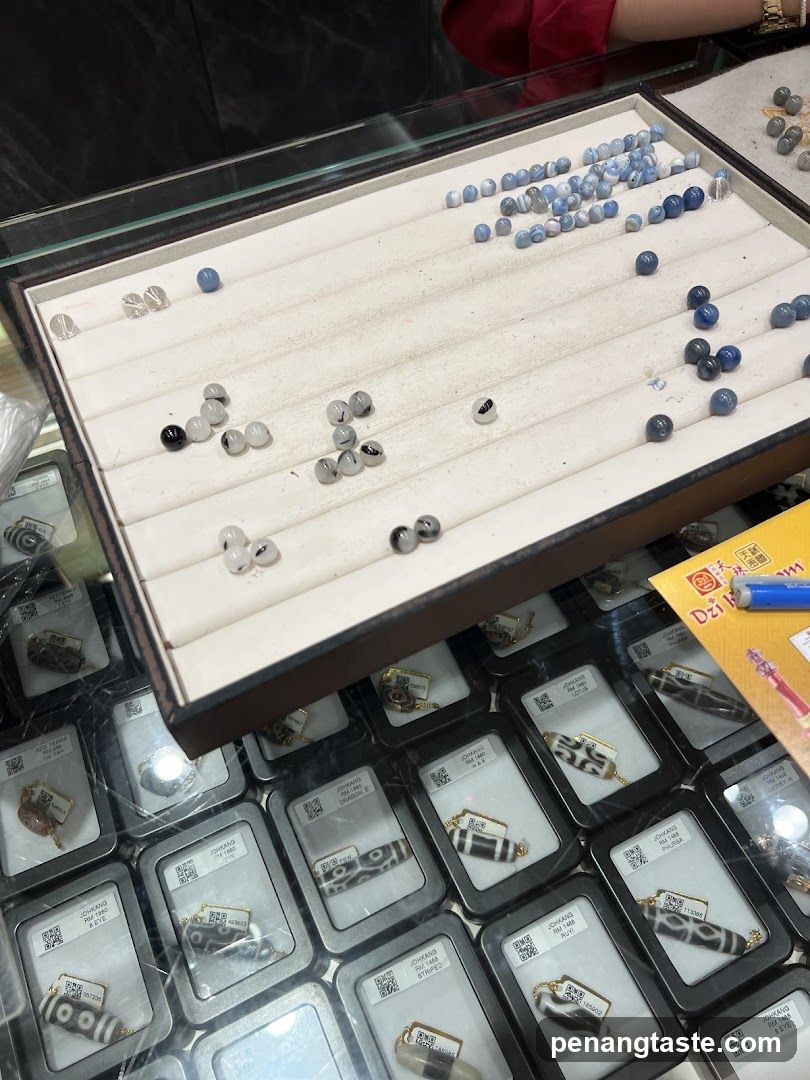 Jewelry Display Case