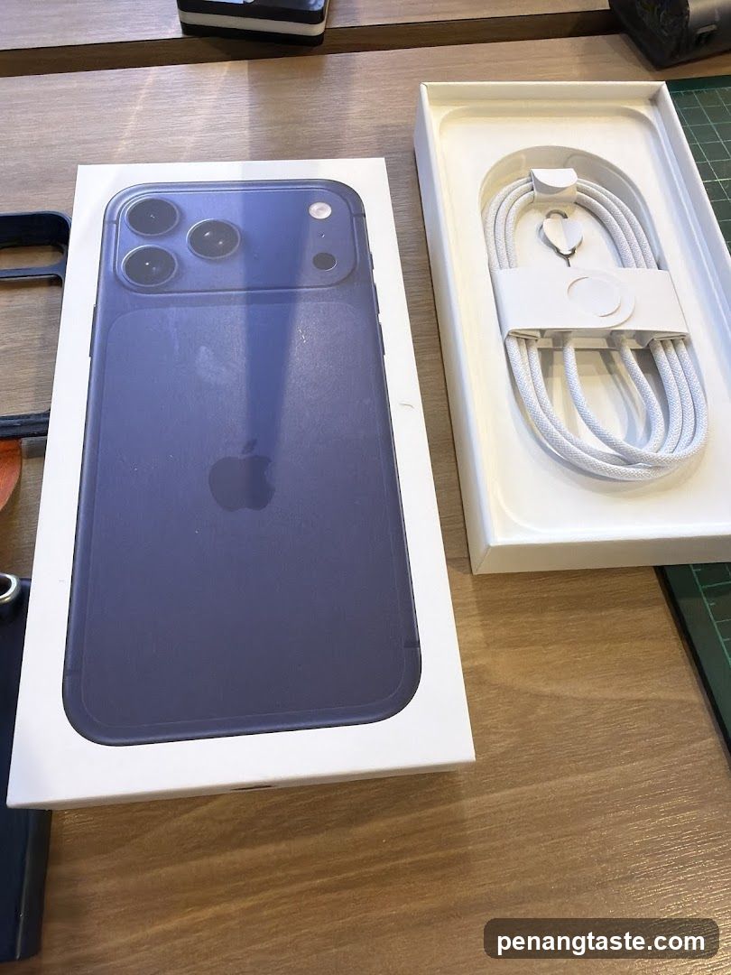 iPhone Box and Cable