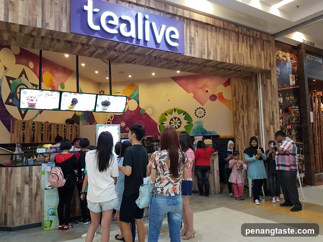 Tealive Store Interior