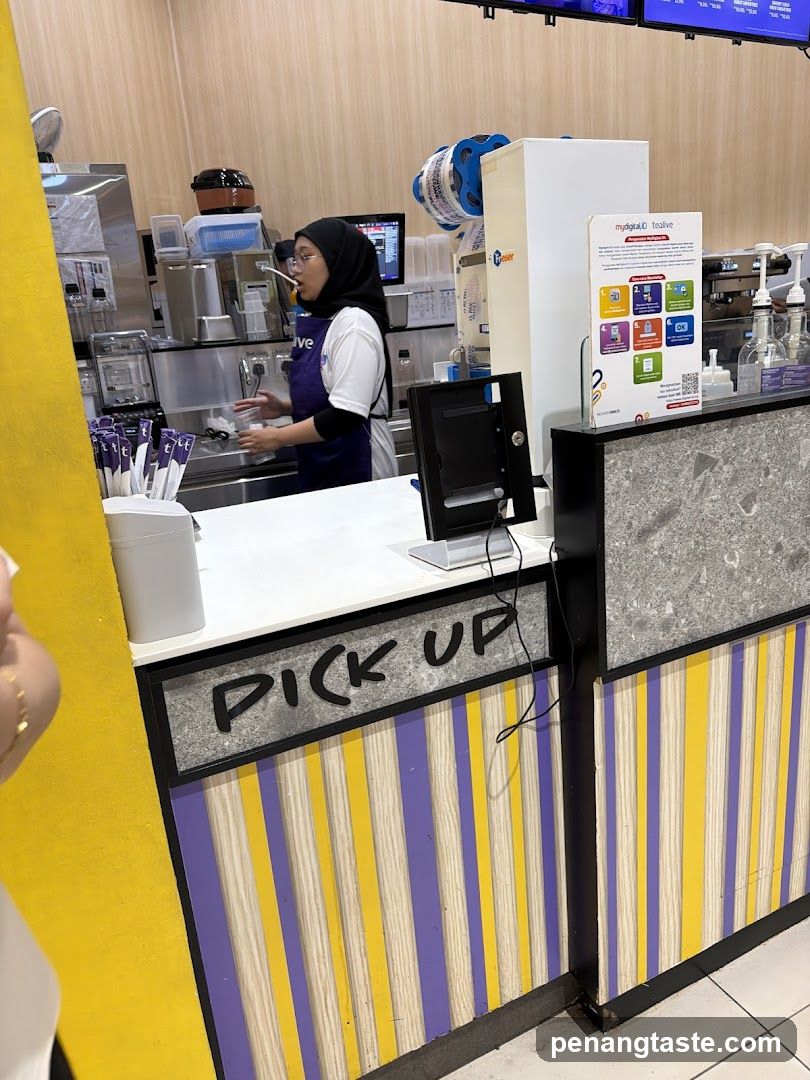 Pick Up Counter Interior