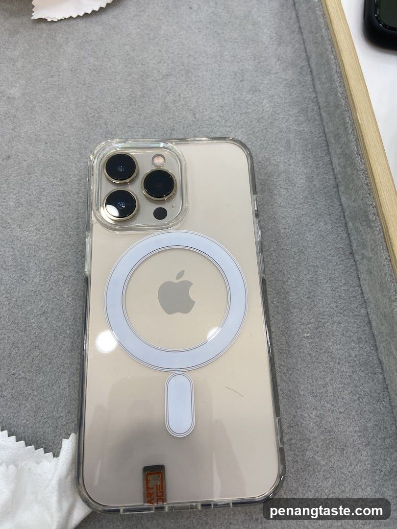 iPhone with MagSafe Case
