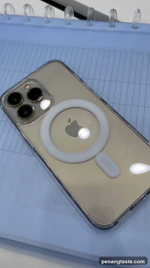 iPhone with MagSafe Ring Case on Notebook