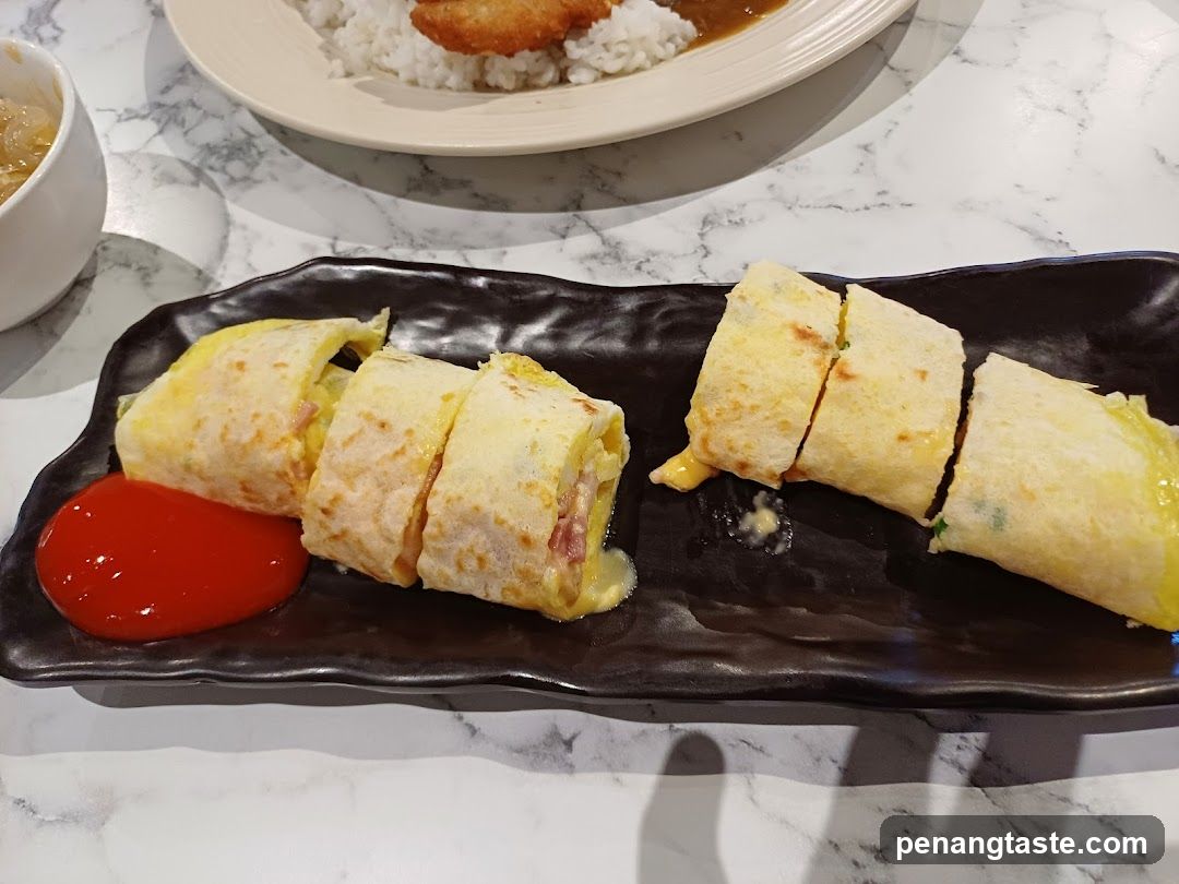 Omelette Roll with Ketchup