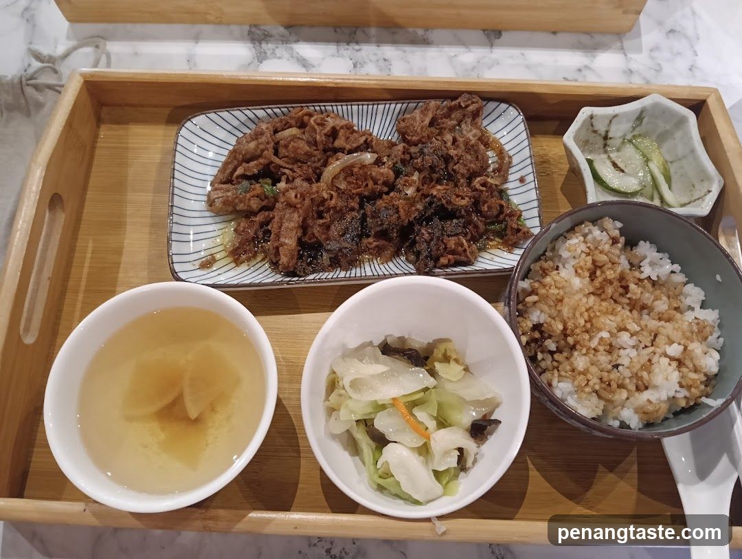 Meal Tray with Korean-style Food