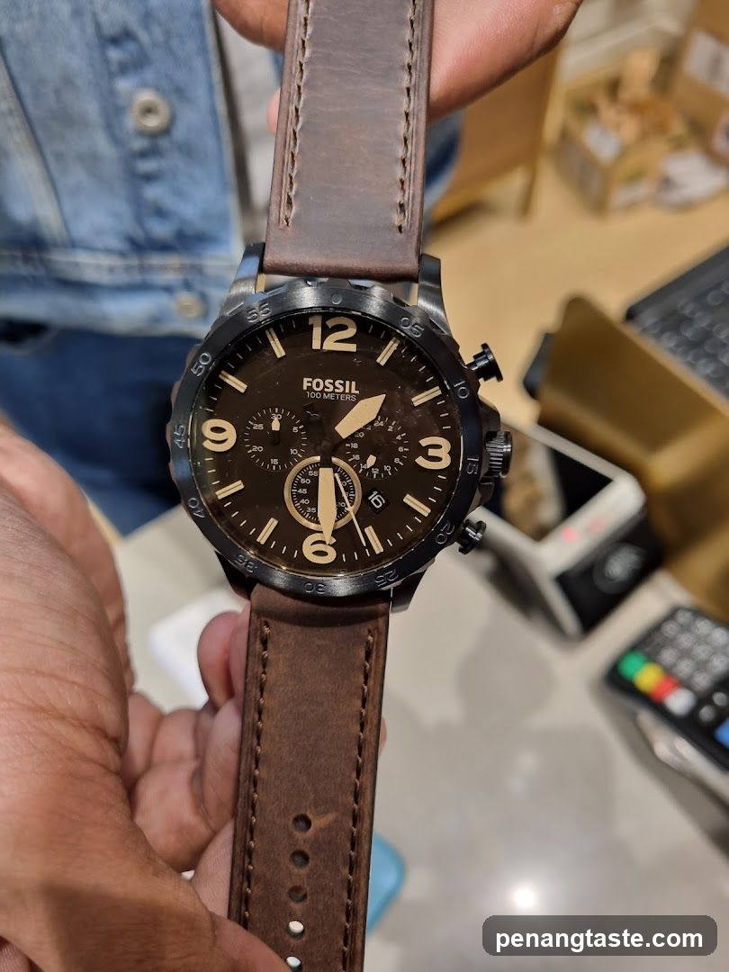 Fossil Watch Display