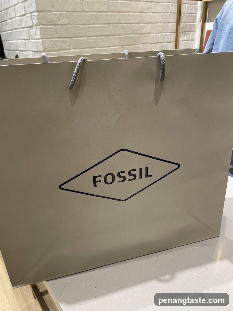 Fossil Shopping Bag