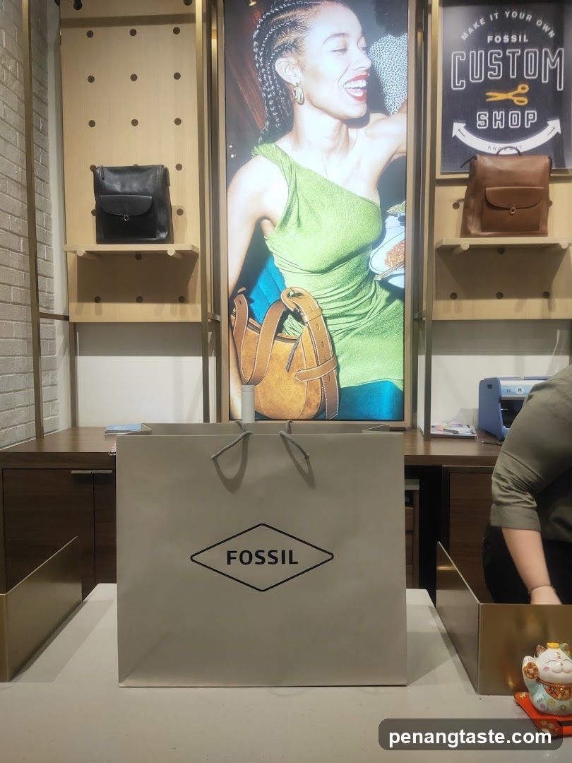 Fossil Store Interior Display