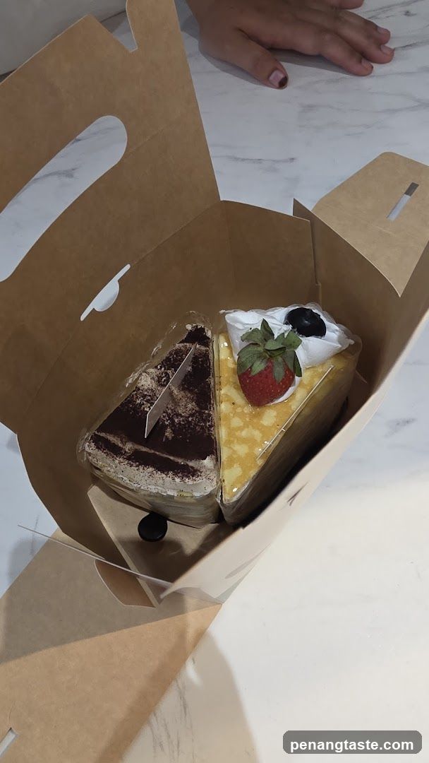 Cake Box with Two Slices