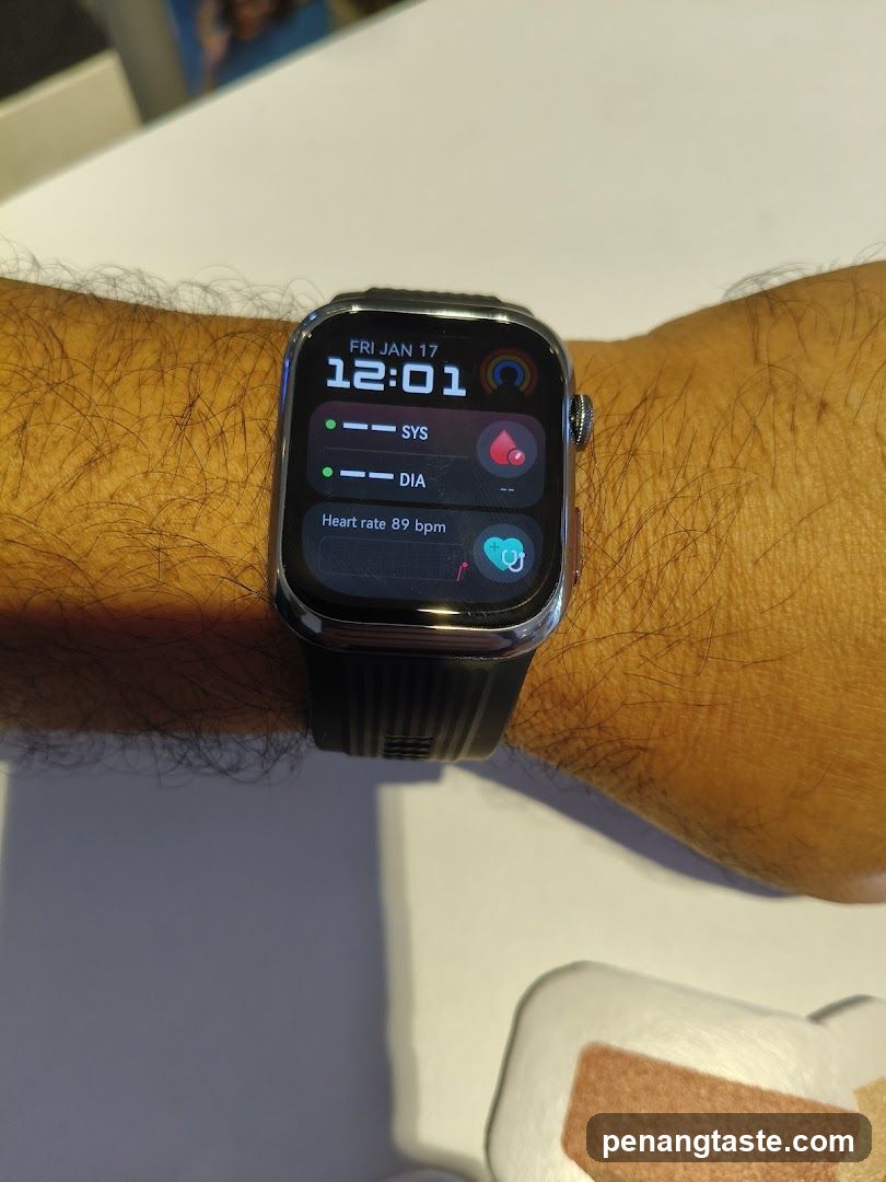Smartwatch Display on Wrist