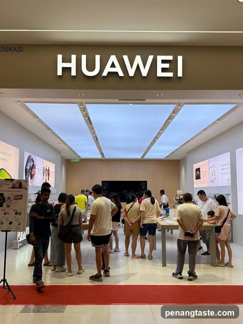 Huawei Store Interior