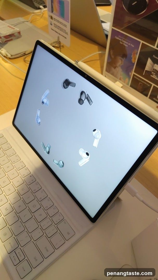 Apple Store Interior Display