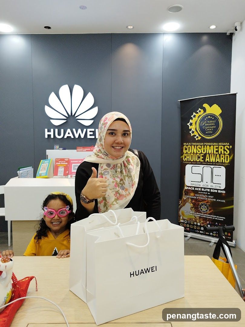 Huawei Store Interior with Gift Bags