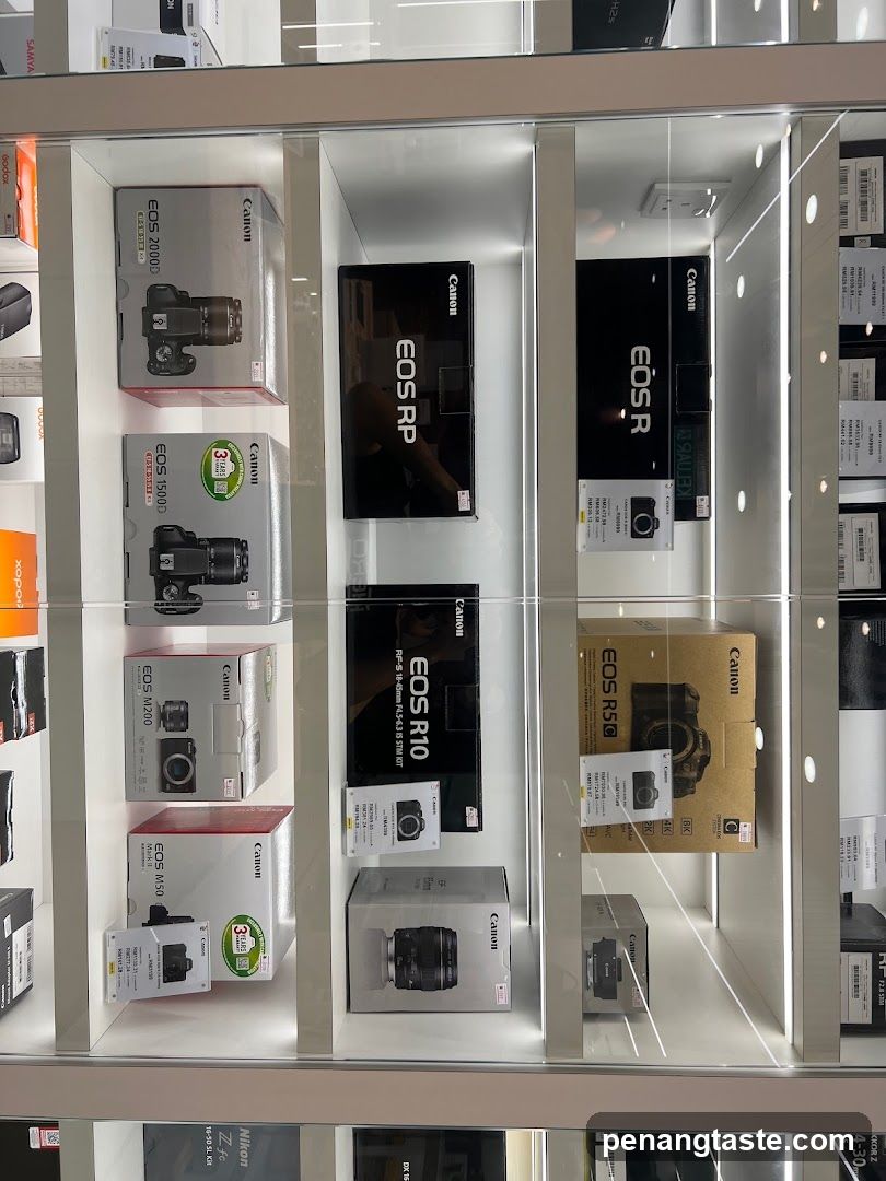 Canon Camera Display Shelf