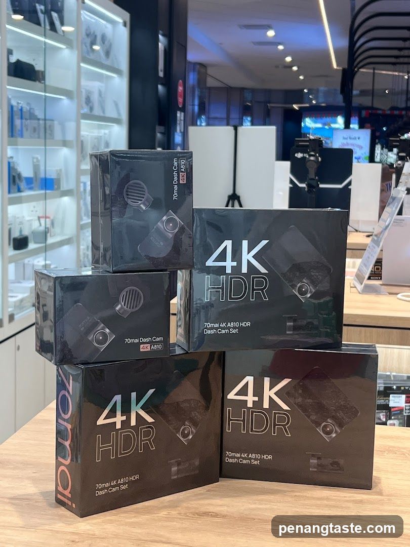 4K HDR Dash Cam Set Display