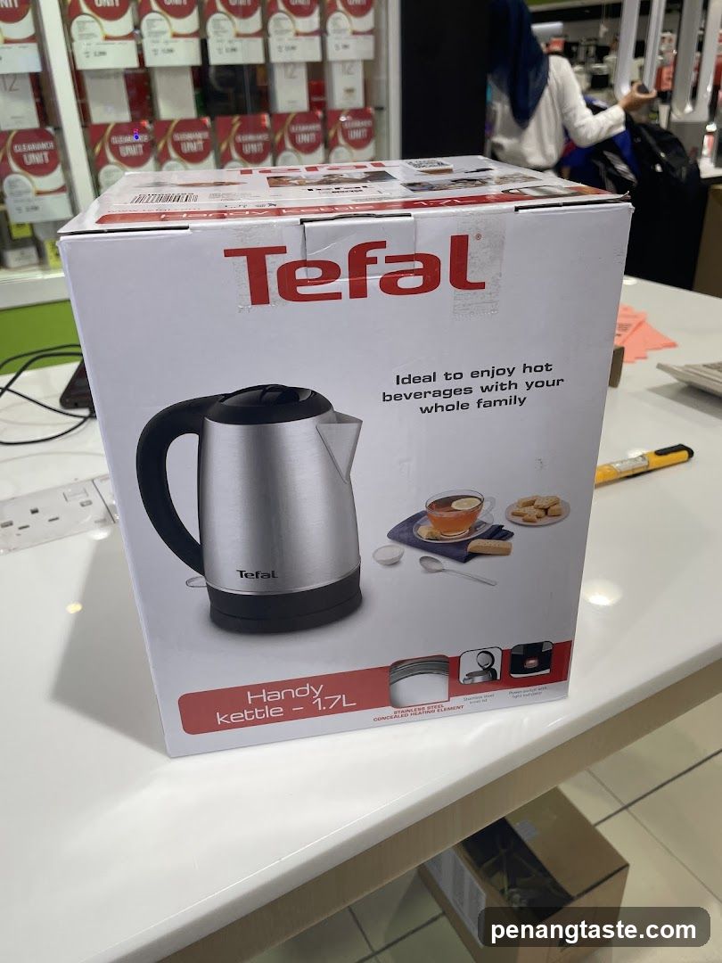 Tefal Kettle Box in Store