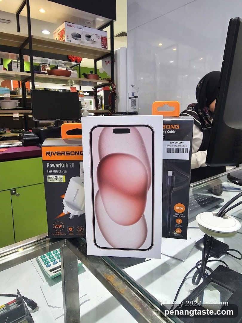 Electronics Store Interior Display