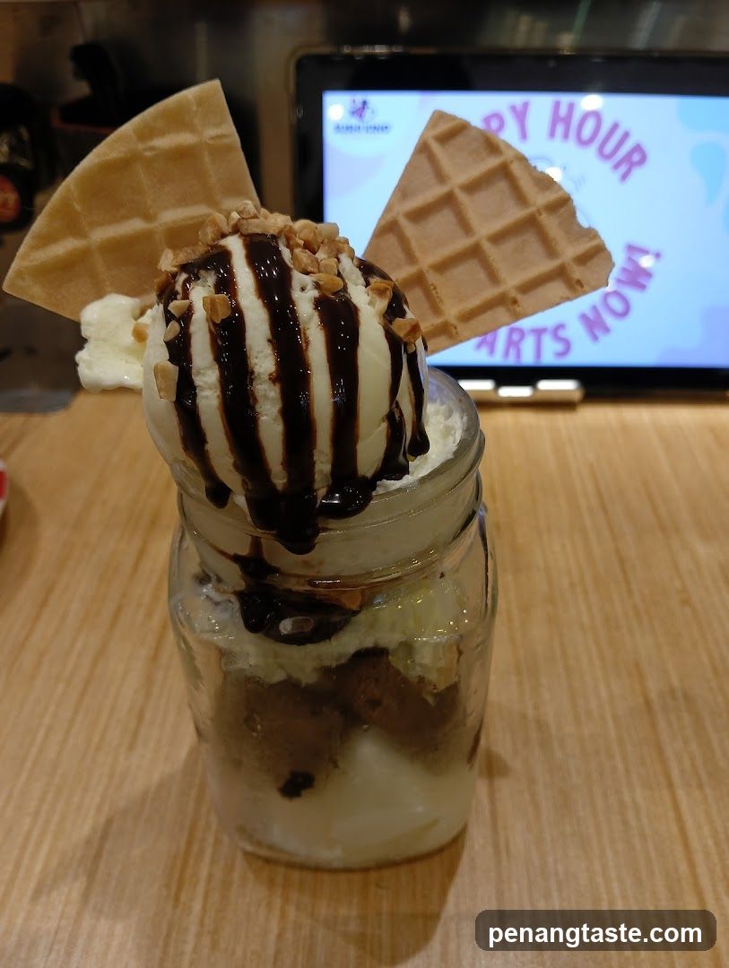 Ice Cream Sundae in Mason Jar