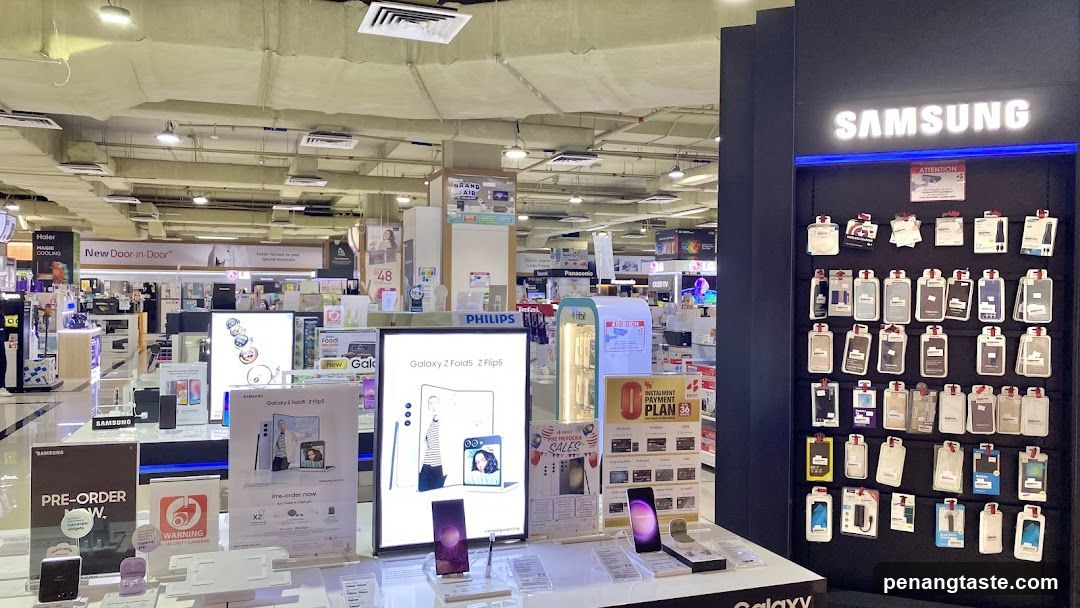Electronics Store Interior Display
