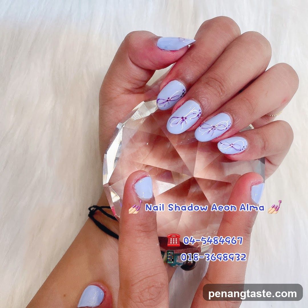 Nail Art Display with Crystal Prop