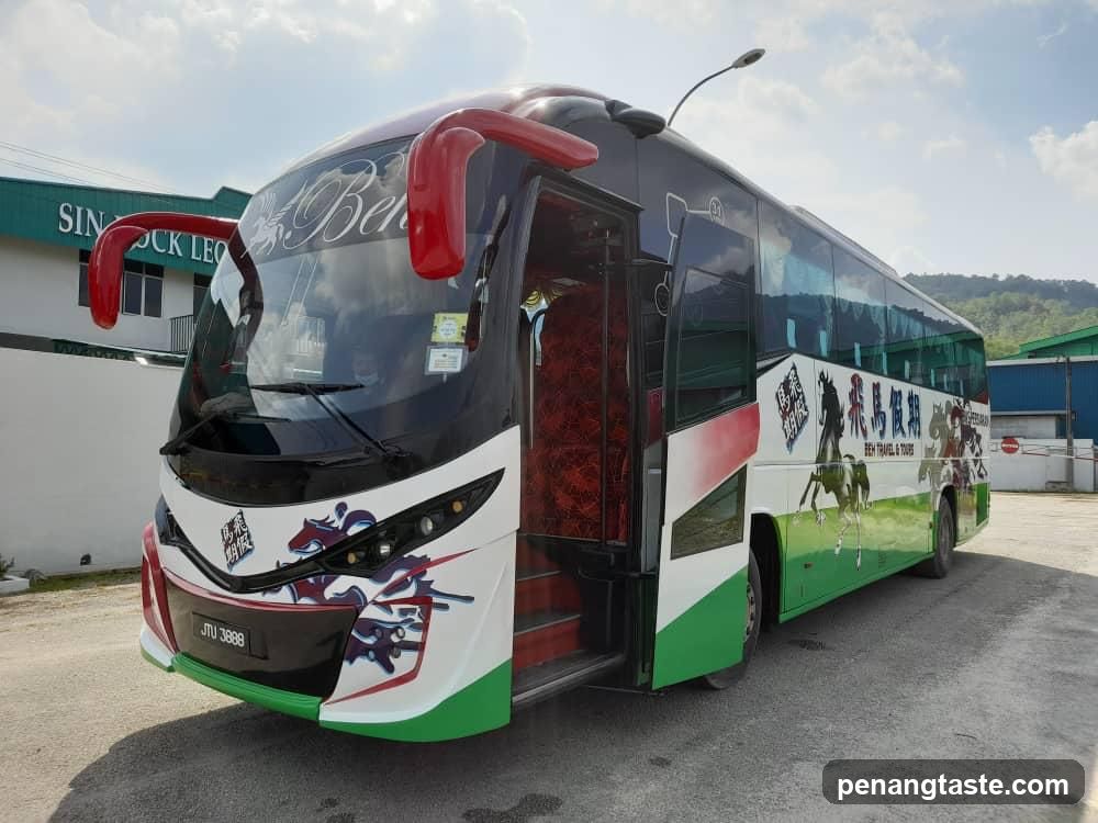 Bus with Horse Design