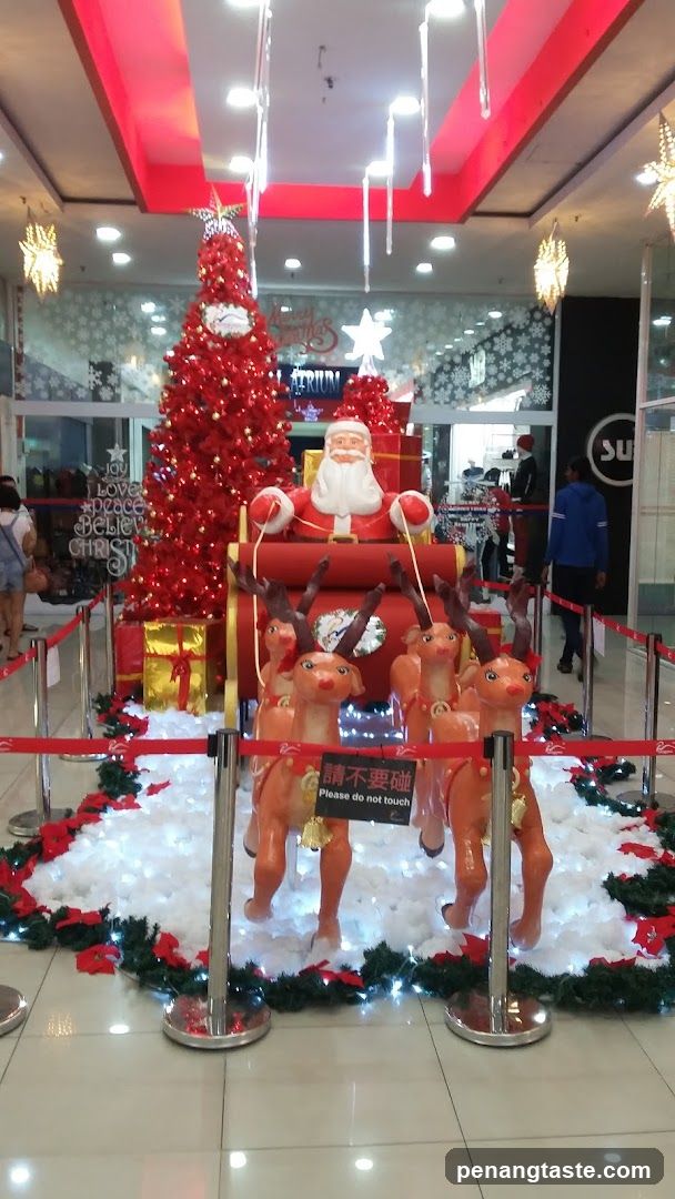 Christmas Decoration Display