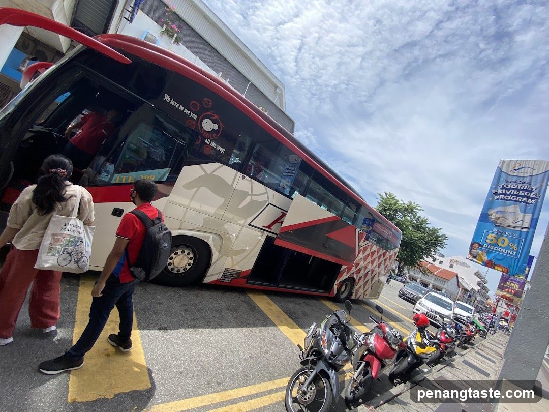 KKKL (K.K.K.L) Express Bus