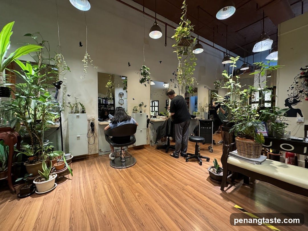 Molecule Hair Saloon