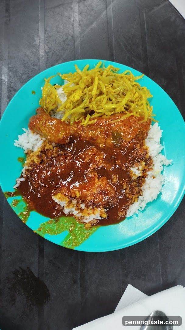 Curry Chicken Rice Plate