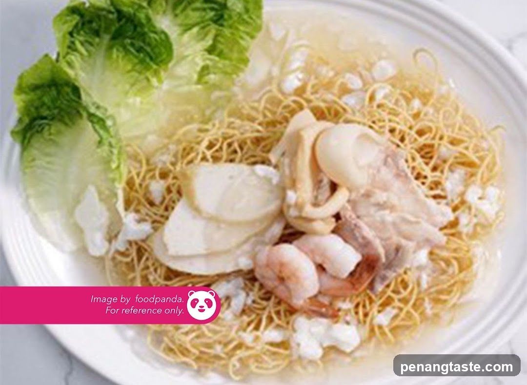 Noodle Dish with Seafood and Lettuce