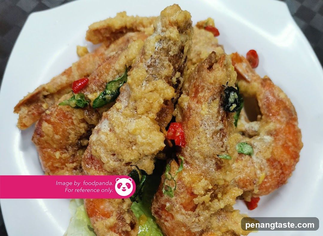 Fried Shrimp with Chili and Basil