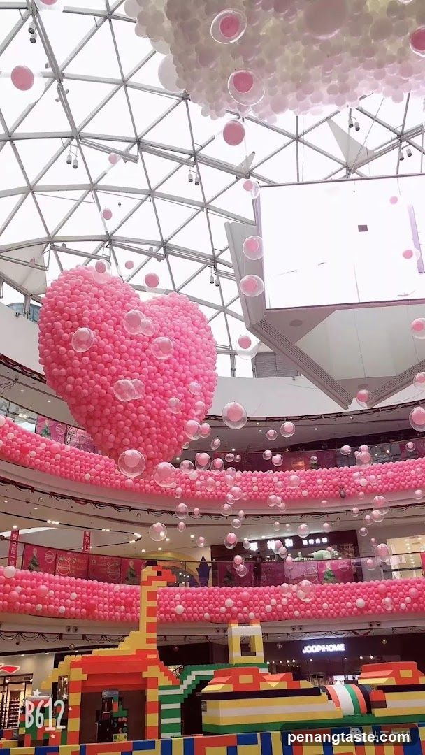 Yuki Balloon Wonderland