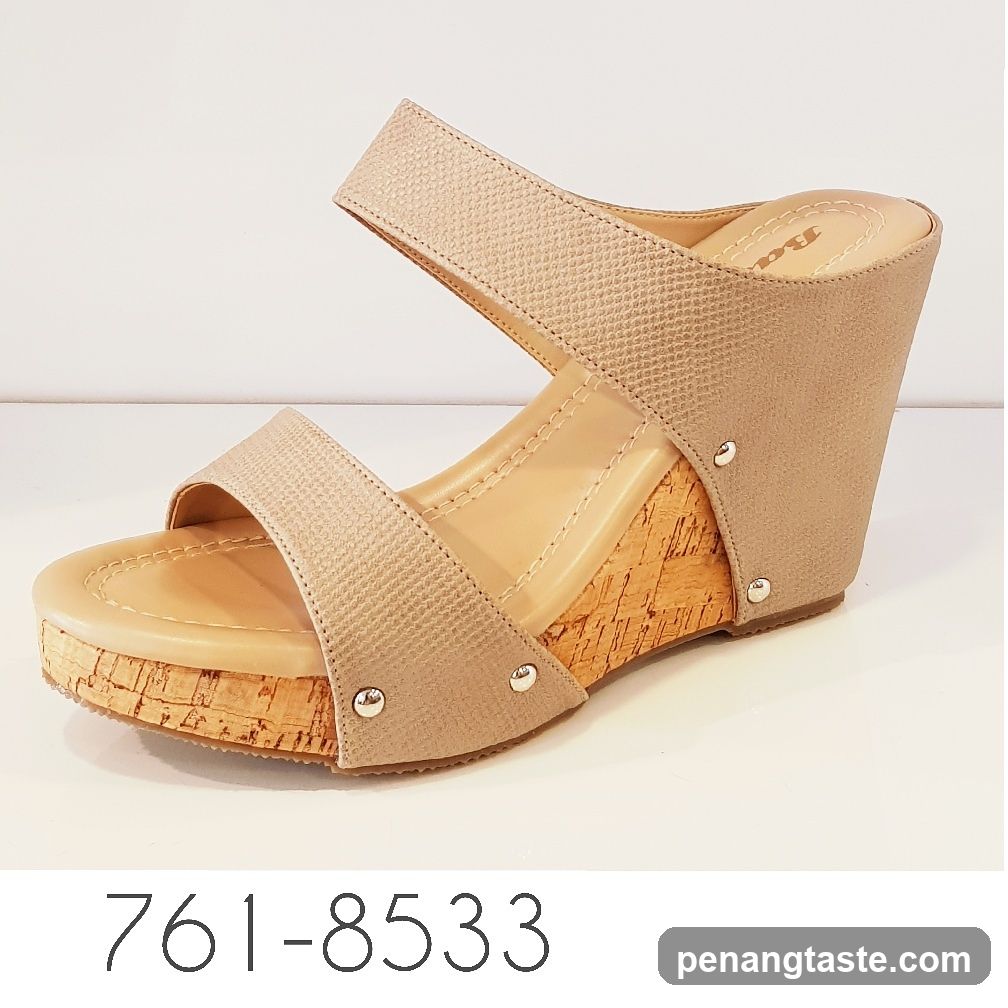 Wedge Sandal Product Shot