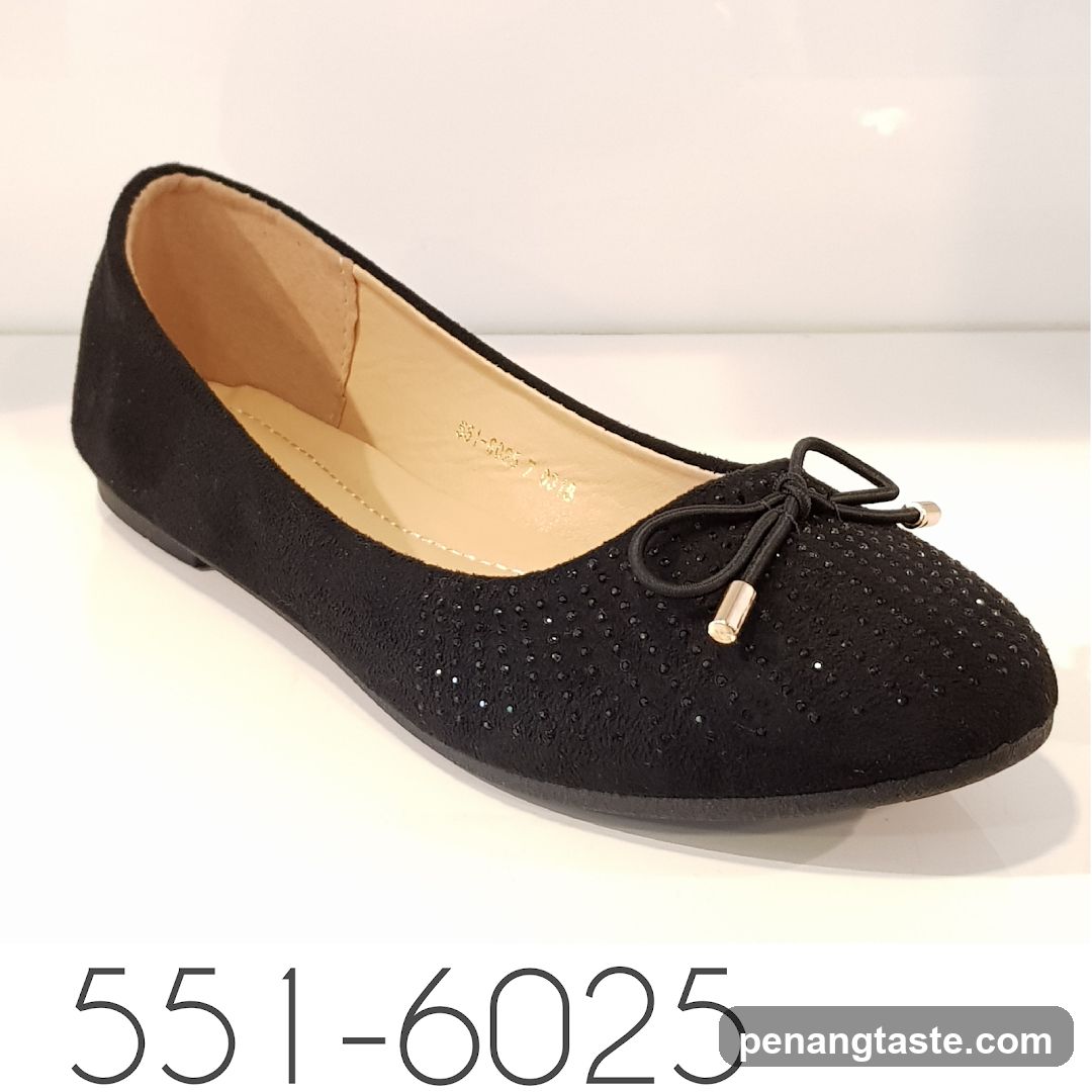 Black Flat Shoe with Bow Detail