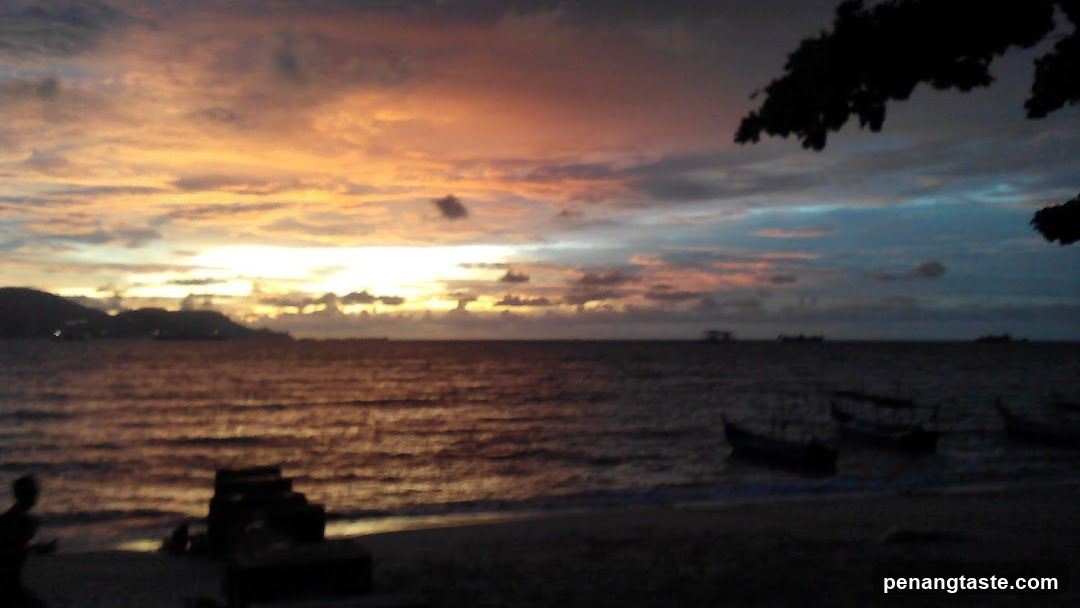 Sunset at the Beach
