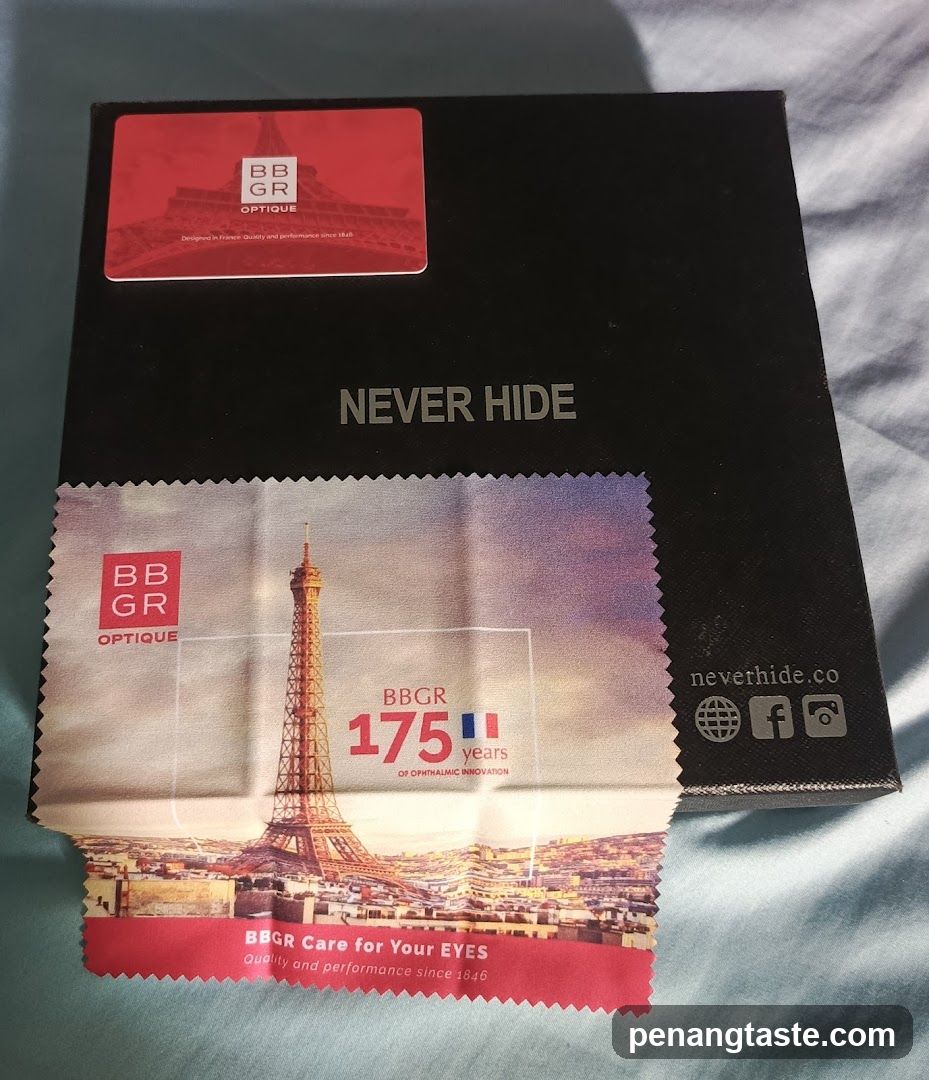 BBGR Optique Never Hide Glasses Cloth