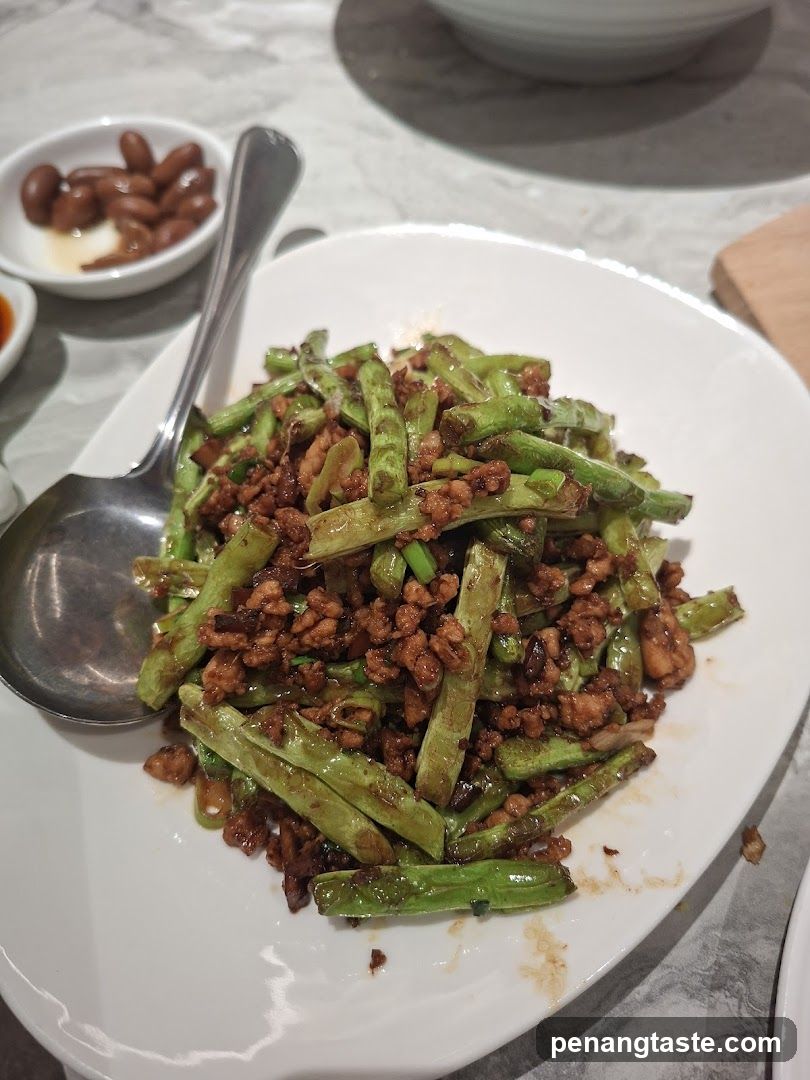 Stir-fried Green Beans with Minced Meat