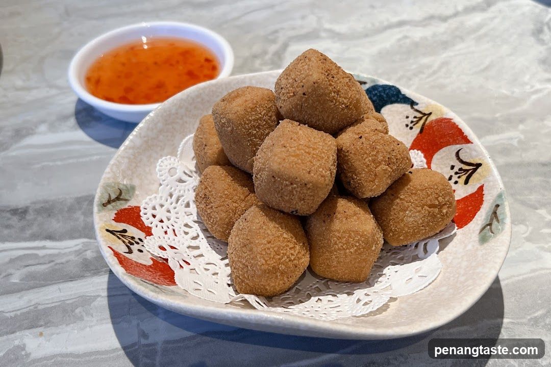 Fried Snacks with Dip