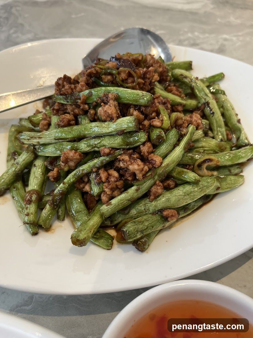 Stir-fried Green Beans with Minced Meat