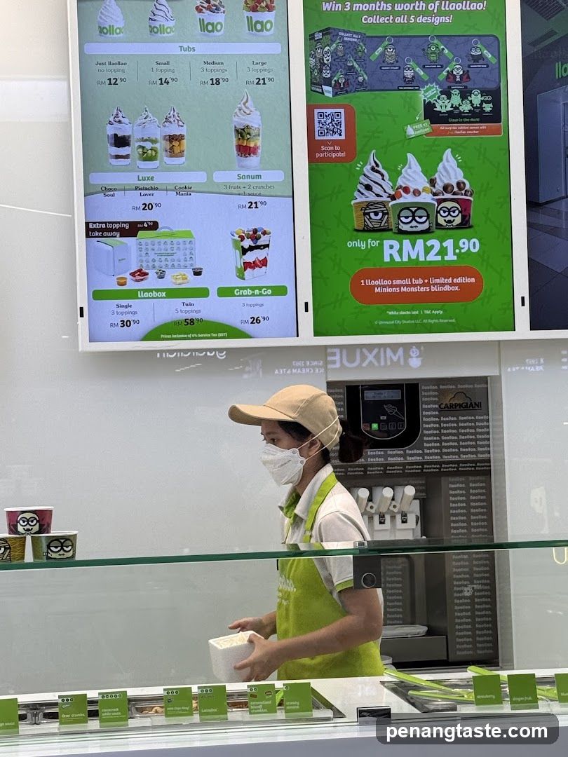 LlaoLlao Dessert Shop Interior