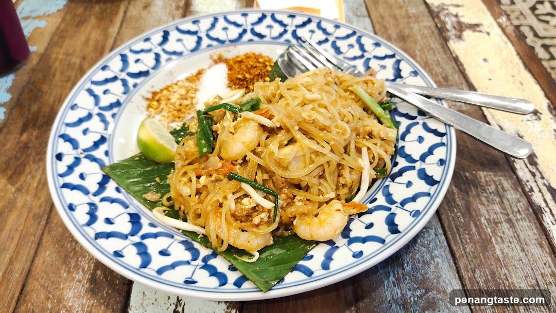 Pad Thai with Shrimp