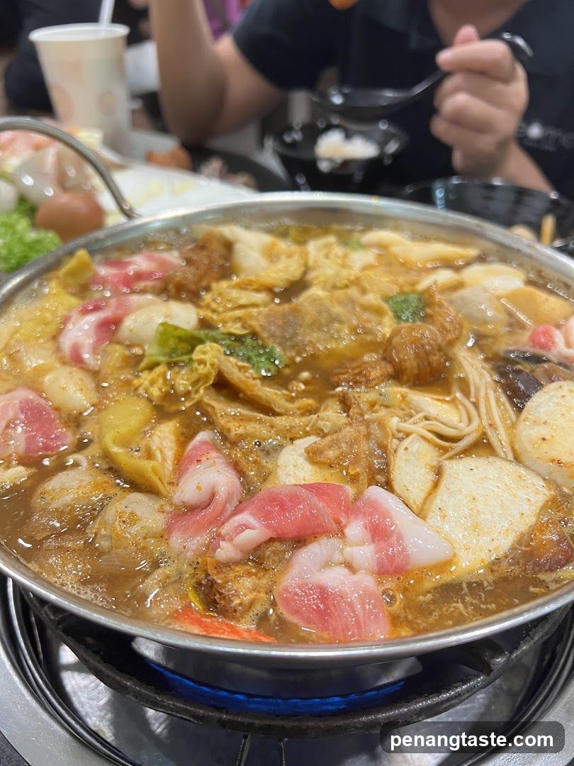 Steamboat Spices Cafe