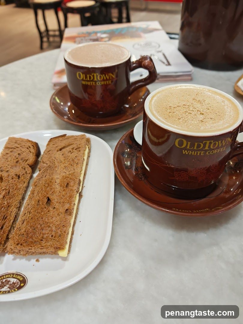 OldTown White Coffee Table Setting